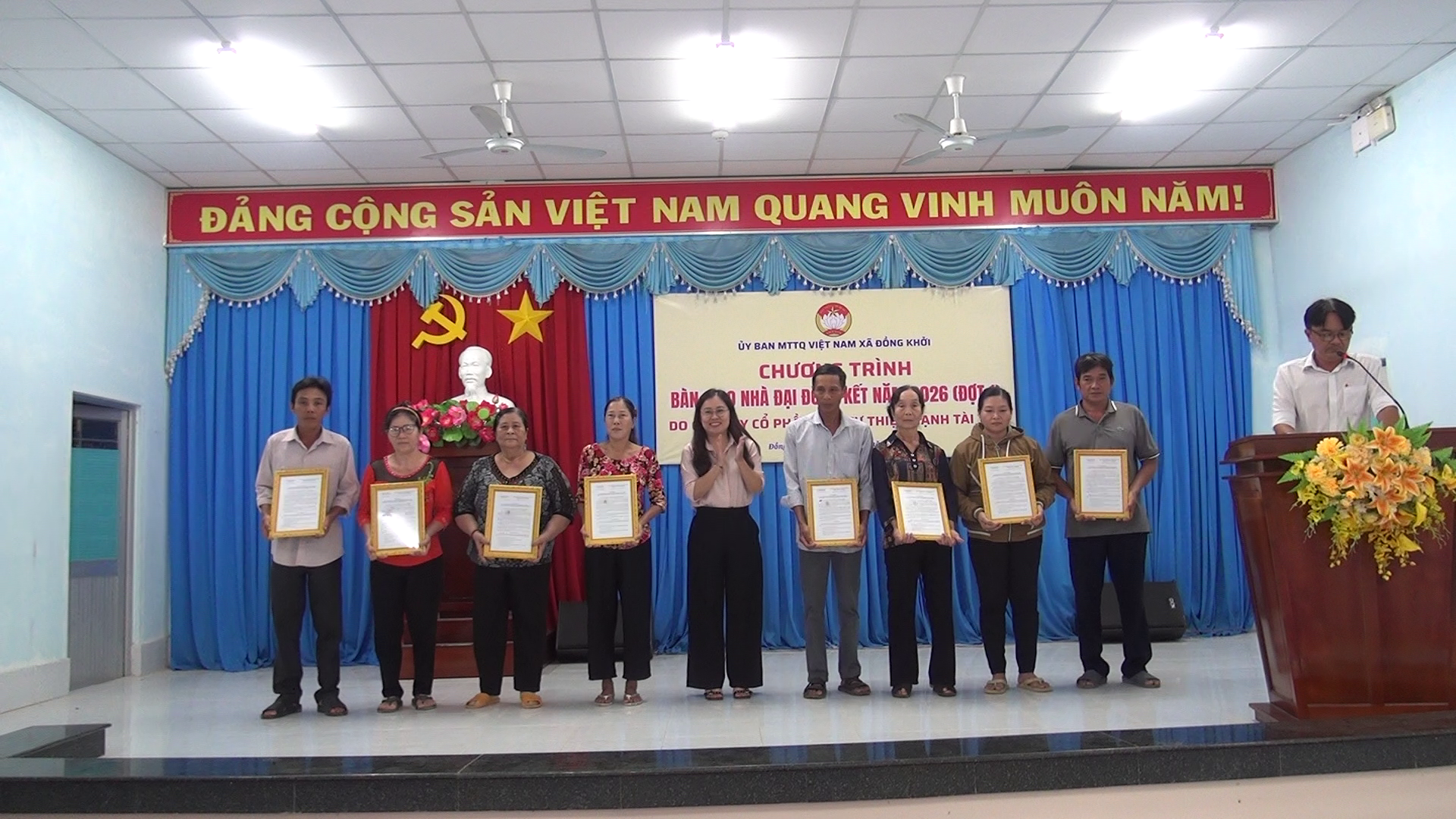ĐỒNG KHỞI BÀN GIAO 53 CĂN NHÀ ĐẠI ĐOÀN KẾT ĐỢT 1 NĂM 2026
